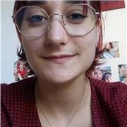 étudiante en design, possédant le baccalauréat littéraire, cherche des élèves pour cours d'anglais particuliers